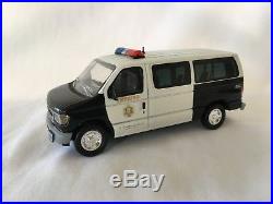 1/43 Los Angeles County Sheriff Ford E-150 E-250 E-350 Econoline Police Van LASD