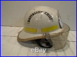 Cairns 660C Metro II Fire Helmet Los Angeles County Battalion Chief Emergency