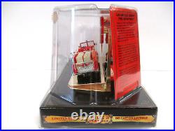 Code 3 Emergency 51 Los Angeles County 1965 Crown Firecoach Fire Truck 1/64