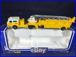 D2-65 Tomy Long Tomica 1110 Scale Fire Truck Japan #31 Los Angeles County