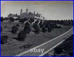 LOS ANGELES Album with 36 Original Studio Photos. Ca. 1900s