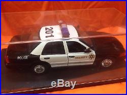 M/M 118 diecast Los Angeles County NY Sheriff car DISPLAY CASE NOT INCLUDED