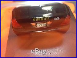MotorMax 118 scale diecast Los Angeles County NY Sheriff car withdisplay case