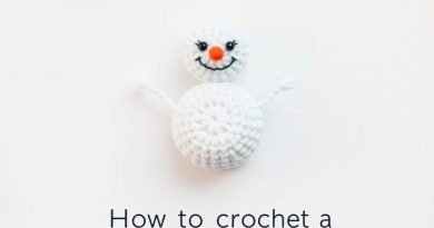 How to Crochet a Snowman