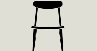 What is a slingback chair